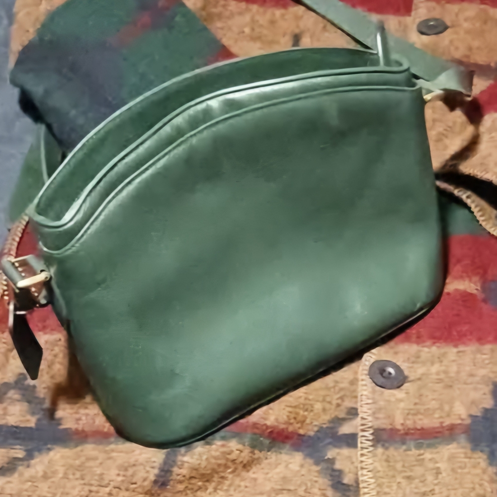 Vintage Coach Green Madison Pierre Bag #4406